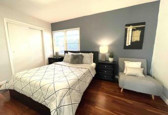 A- Monthly Stay Private Guestroom for Traveling Professionals allows 18 year olds to book a room