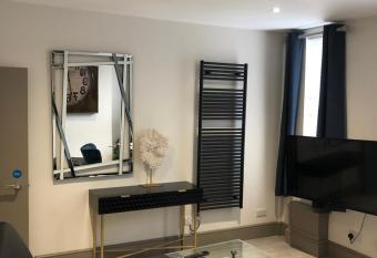 Just the tonic allows 18 year olds to book a room