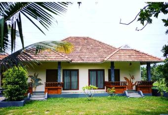 KOTTACKAL NATURE INN has Balcony rooms