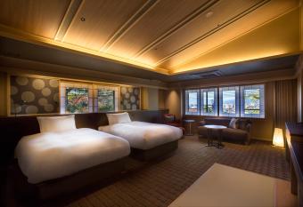 Hotel Yuraku Kyo-yasaka has Balcony rooms