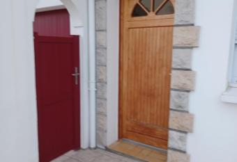 Frambouaze allows 18 year olds to book a room