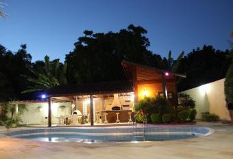 Village Pendotiba has Balcony rooms