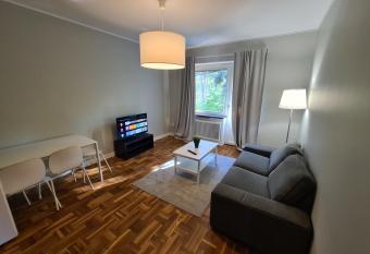 Home Inn STV27 has Balcony rooms