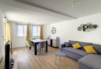 Appartement Criel-sur-Mer allows 18 year olds to book a room
