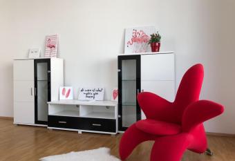 Moderne Alpenblick Apartment has Balcony rooms