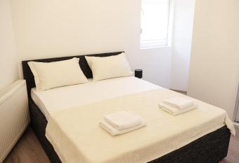 Hexagon Apartment has Balcony rooms