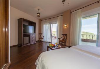 Hotel Wellness Marbella Hills has Balcony rooms