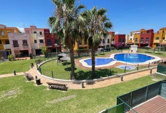 Casa Turquesa By El Conserje has Balcony rooms