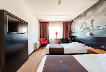 Bastion Hotel Rotterdam Zuid allows 18 year olds to book a room