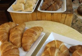 Hotel Ristorante Sassi Rossi has Balcony rooms