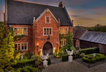 Manor Court allows 18 year olds to book a room