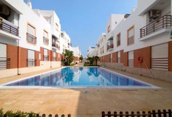 Quinta Gomeira 120 has Balcony rooms
