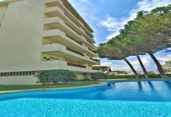 Apartamento Amarres L Escala has Balcony rooms