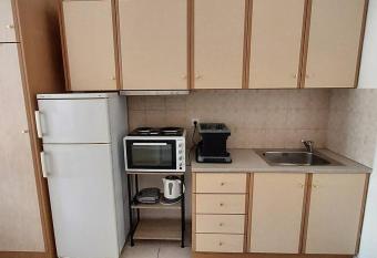 MP Gem has rooms with a private hot tub