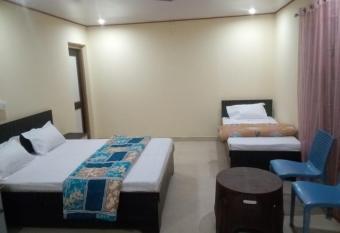 Ganga Ashirwad Cottage has Balcony rooms