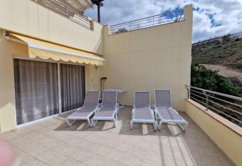 Holiday Club Sol Amadores has Balcony rooms