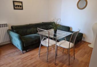 Vila Elena has Balcony rooms