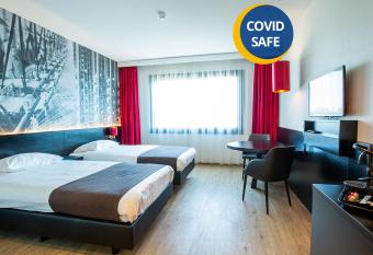 Bastion Hotel Tilburg allows 18 year olds to book a room