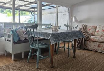 Real holiday feeling next to beach and restaurant has Balcony rooms