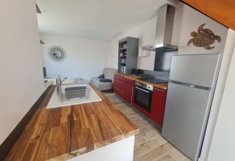 Maison La tranche sur Mer proche centre ville et plages has Balcony rooms