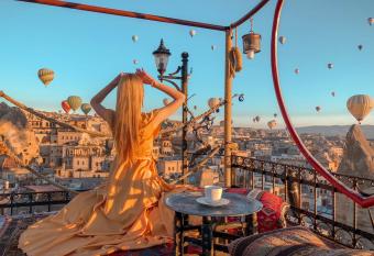 Maccan Cave Hotel has Balcony rooms