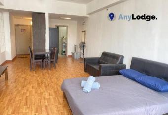 AnyLodge 37 @ PJ allows 18 year olds to book a room