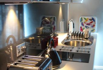 Millcrest Holiday Let allows 18 year olds to book a room