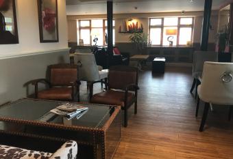 The Elm Tree Inn has Balcony rooms