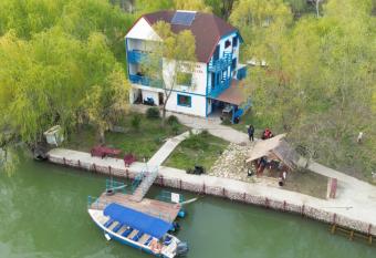 Pensiunea Uzlina has Balcony rooms