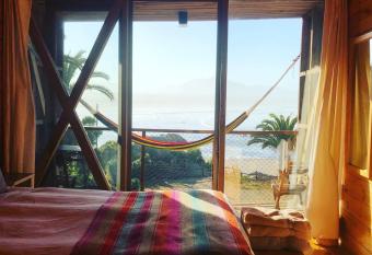 La Ritoque  a Hotel de Playa allows 18 year olds to book a room