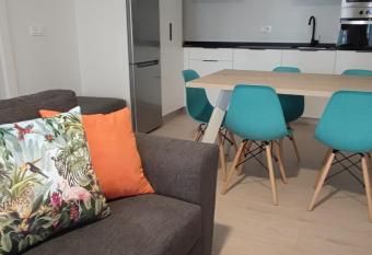 Txoko Loft Bardenas allows 18 year olds to book a room