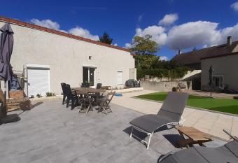 Chez Laura has Balcony rooms