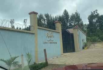 MERU HEIGHTS has Balcony rooms