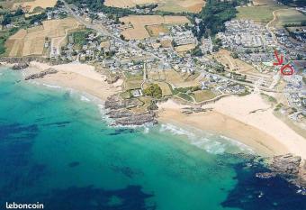 Maison chaleureuse 100 m  tres magnifique plage has Balcony rooms