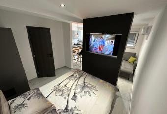 Apartment Luce has Balcony rooms