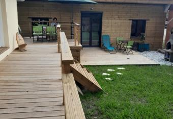 Petite Auberge Landaise allows 18 year olds to book a room