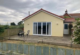 Seaview bungalow has Balcony rooms