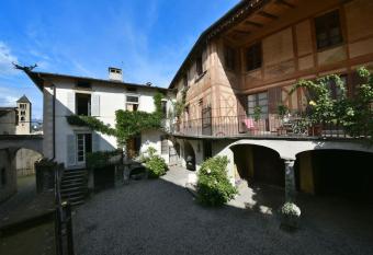 Piano nobile al Roseto del Drago dimora storica has Balcony rooms