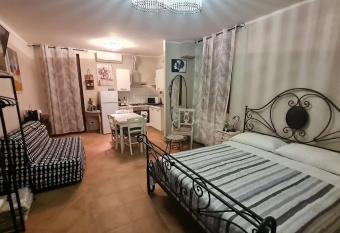 La Torre has Balcony rooms