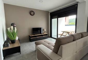 La Case Des Makes has Balcony rooms