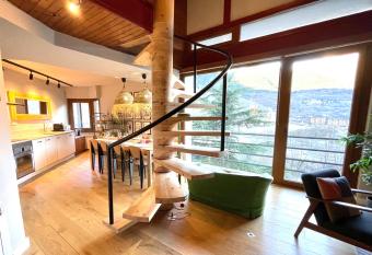 Tuca - Triplex Priviletge con encanto has Balcony rooms