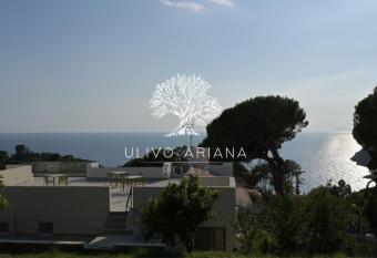 Relais Ulivo Ariana allows 18 year olds to book a room