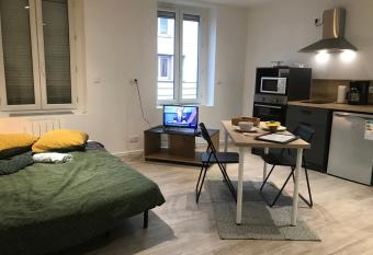 Alli  s allows 18 year olds to book a room