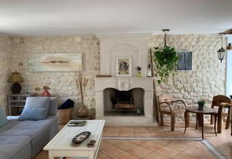 Havre de Paix en Ville has Balcony rooms