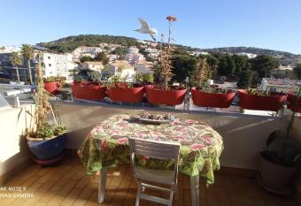 BEL APPT PROCHE PLAGE -TERRASSE- 4-6 COUCHAGES has Balcony rooms