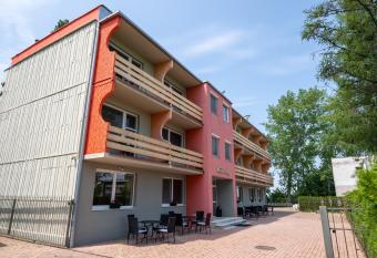 Rekrea  n   zariadenie Patince has Balcony rooms