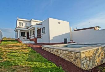 Casa Cruz has Balcony rooms