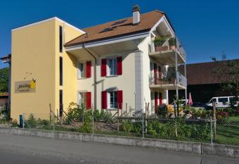 B&B perron13 has Balcony rooms