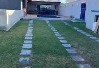 Casa duplex c piscina has Smoking/Balcony rooms