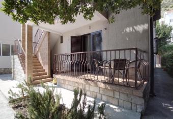 Igalo Apartman Despich has Balcony rooms